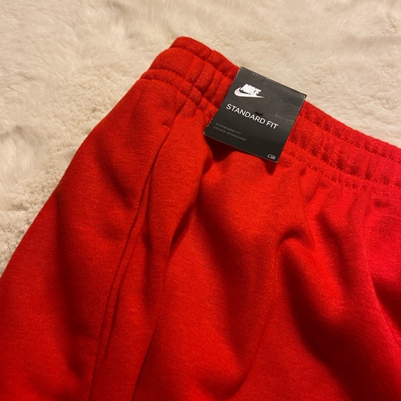 NWT! Nike Plus Size essential shorts red size 3X - Picture 7 of 7